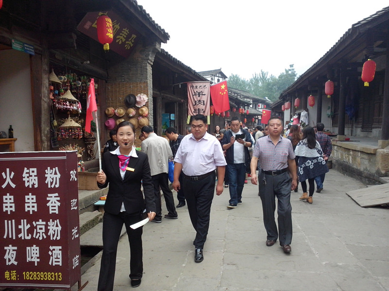 1540631281337344.jpg 2 节前准备充分,节庆期间讲解服务秩序井然_副本.jpg