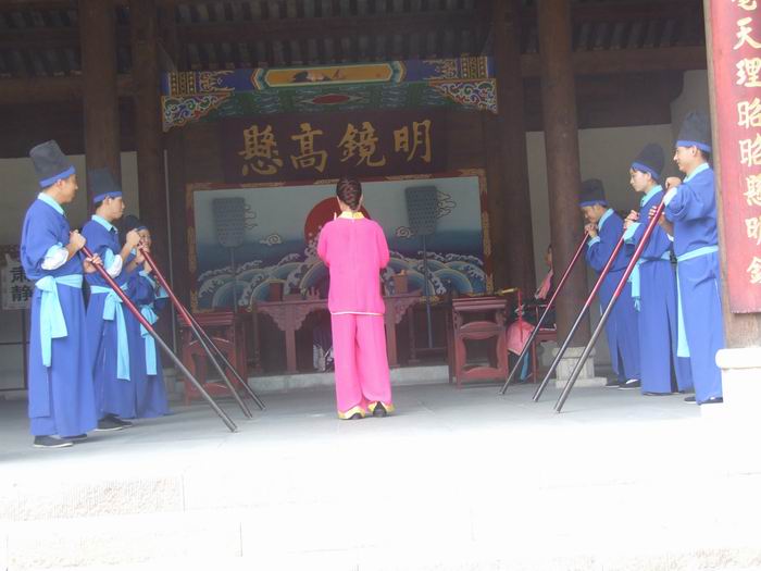 1540632984789421.jpg 3 饶有古风的情景剧.jpg