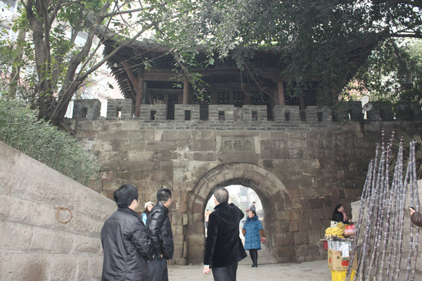 1540695812304832.jpg 4 保存完好的明代广福门.jpg