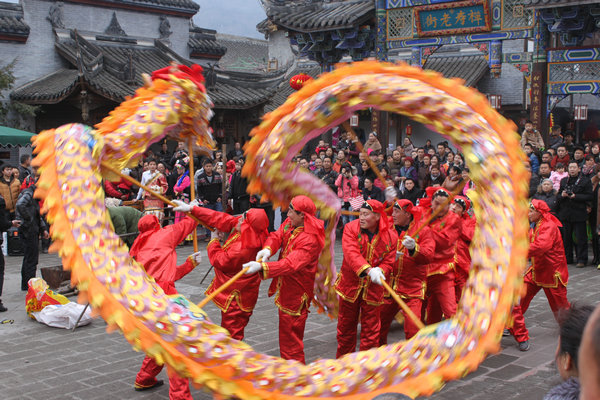 1540696945780942.jpg 1 金龙送福.jpg