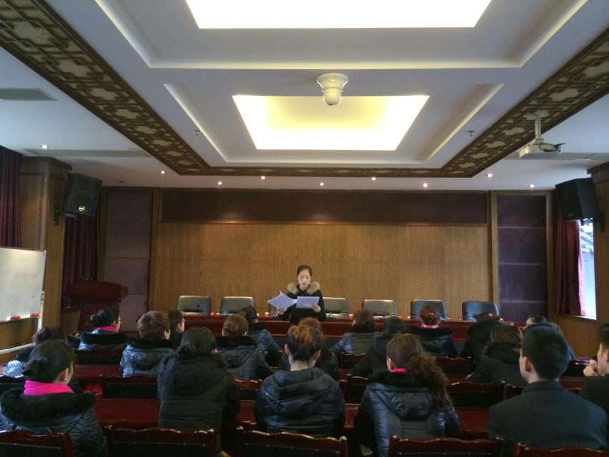 1540704610537278.jpg (图1:昭化分公司全体员工参加口试答题).jpg