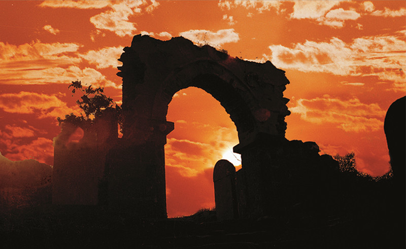 1541063293644508.jpg 暮色天雄关_副本.jpg