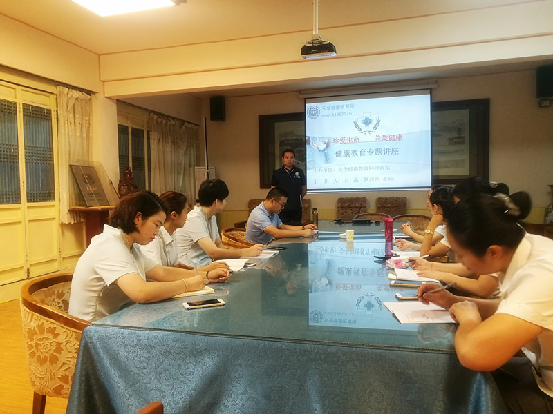 1566958512627816.jpg 1566958512627816.jpg