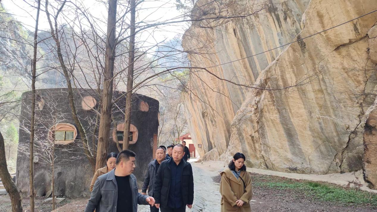 1679370245107185.jpg 110000.jpg