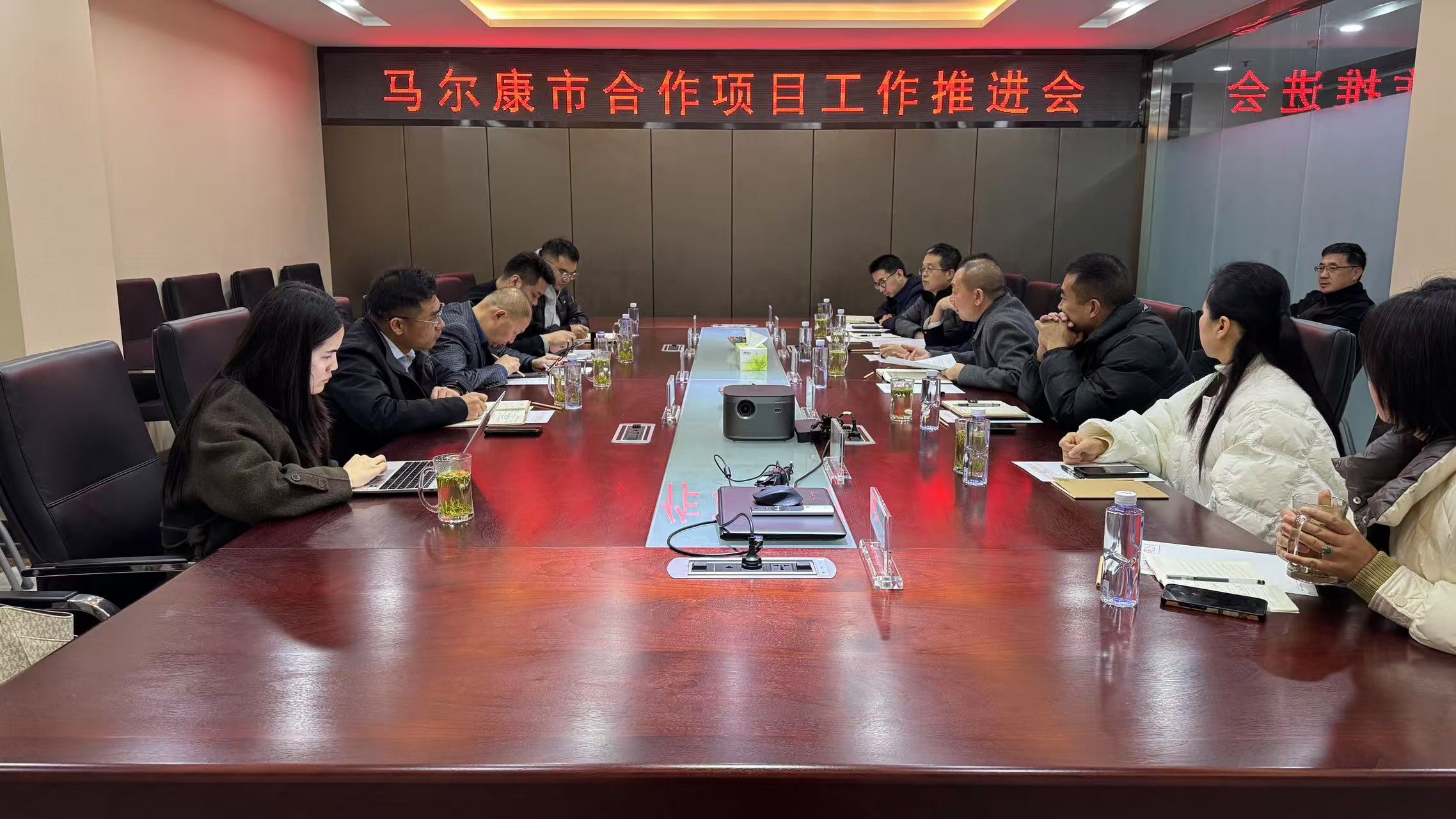 1733304756776141.jpg 899fc1cc56e6ad230ffefdb5fab0ab9.jpg