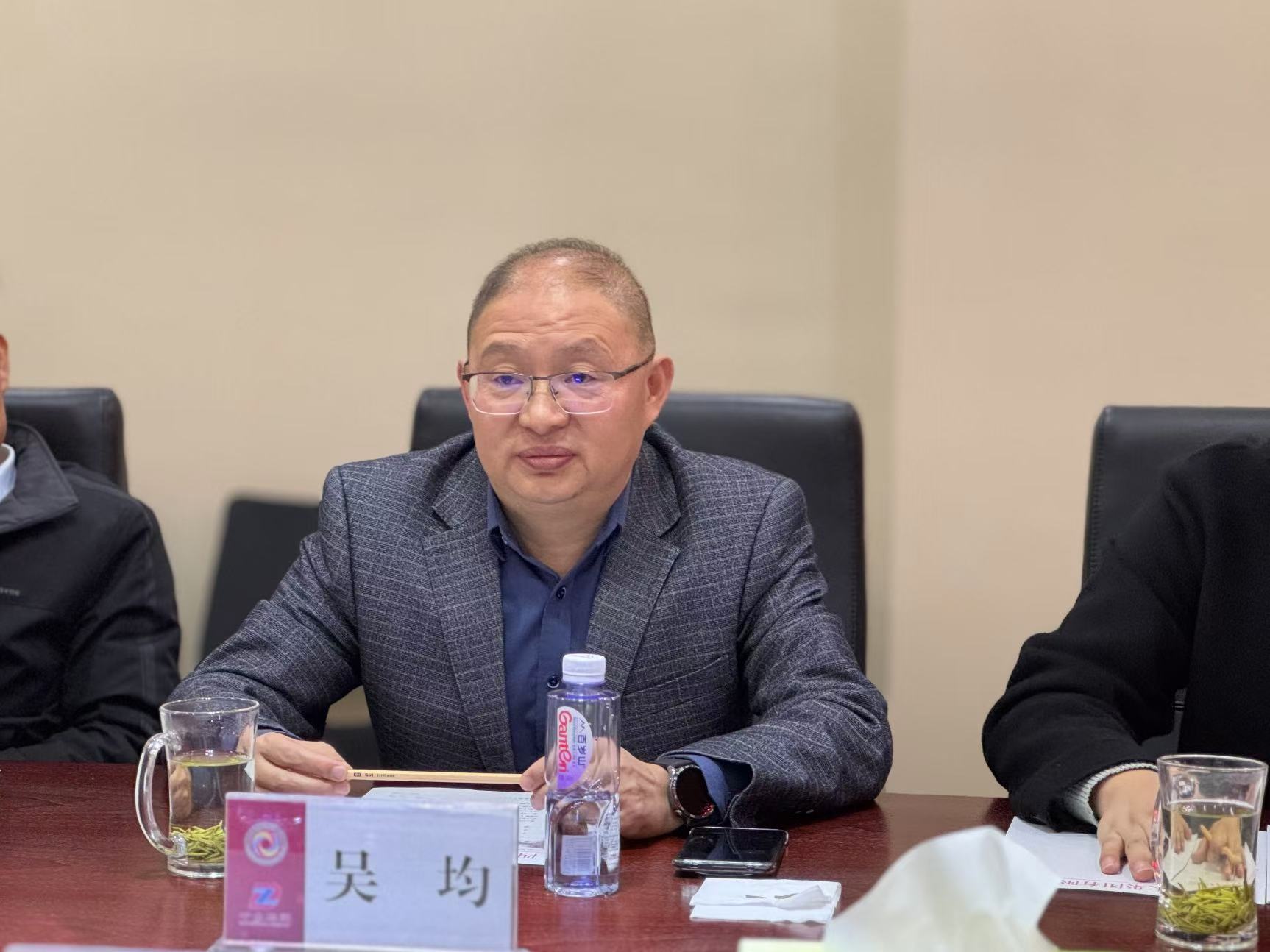 1733304811539979.jpg 9f212afddd206094d5a69cb574bb25e.jpg